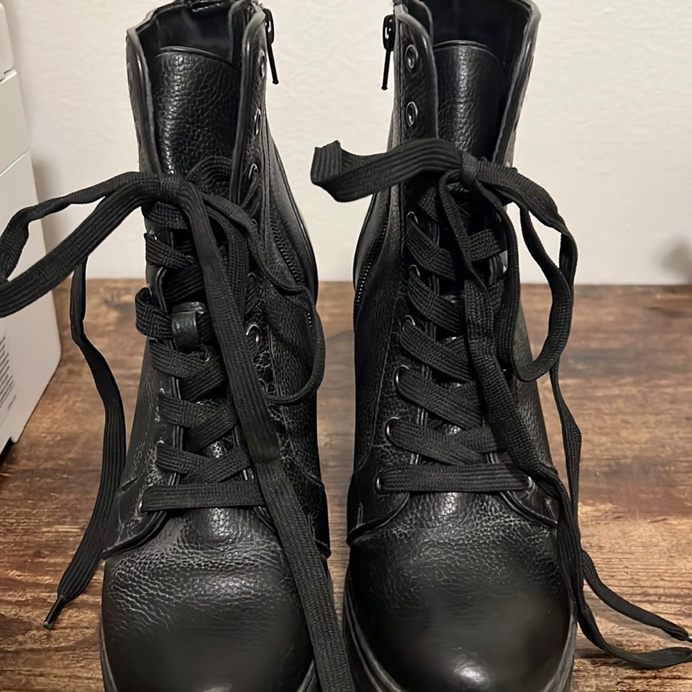 Steve Madden Laurie Boots